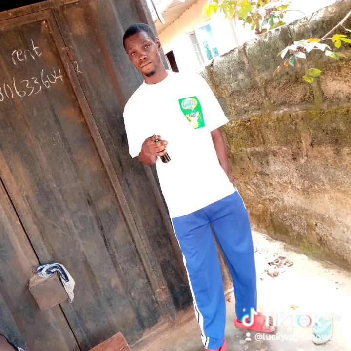 Lucky Aghahowa